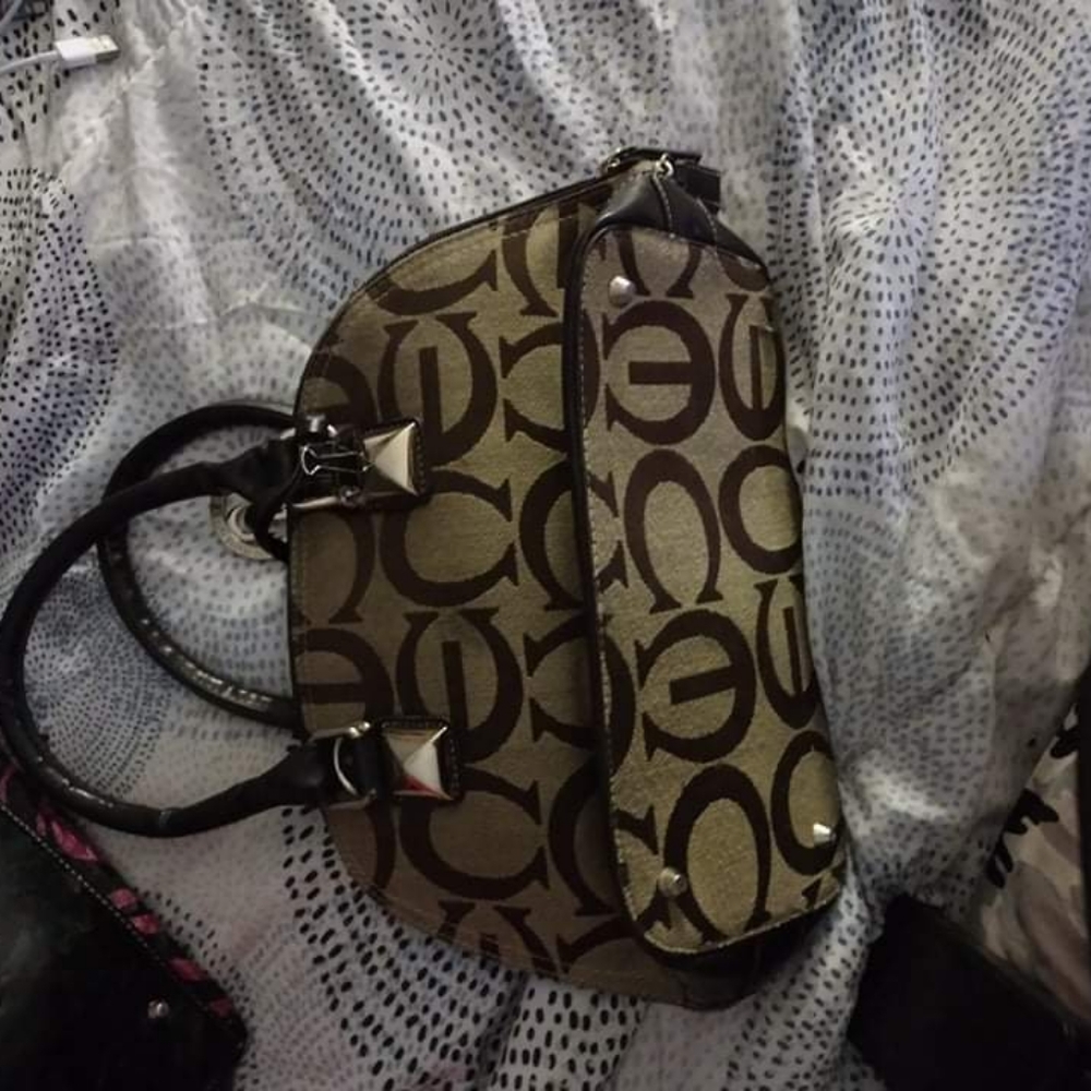 Purses And Wallets - image 8